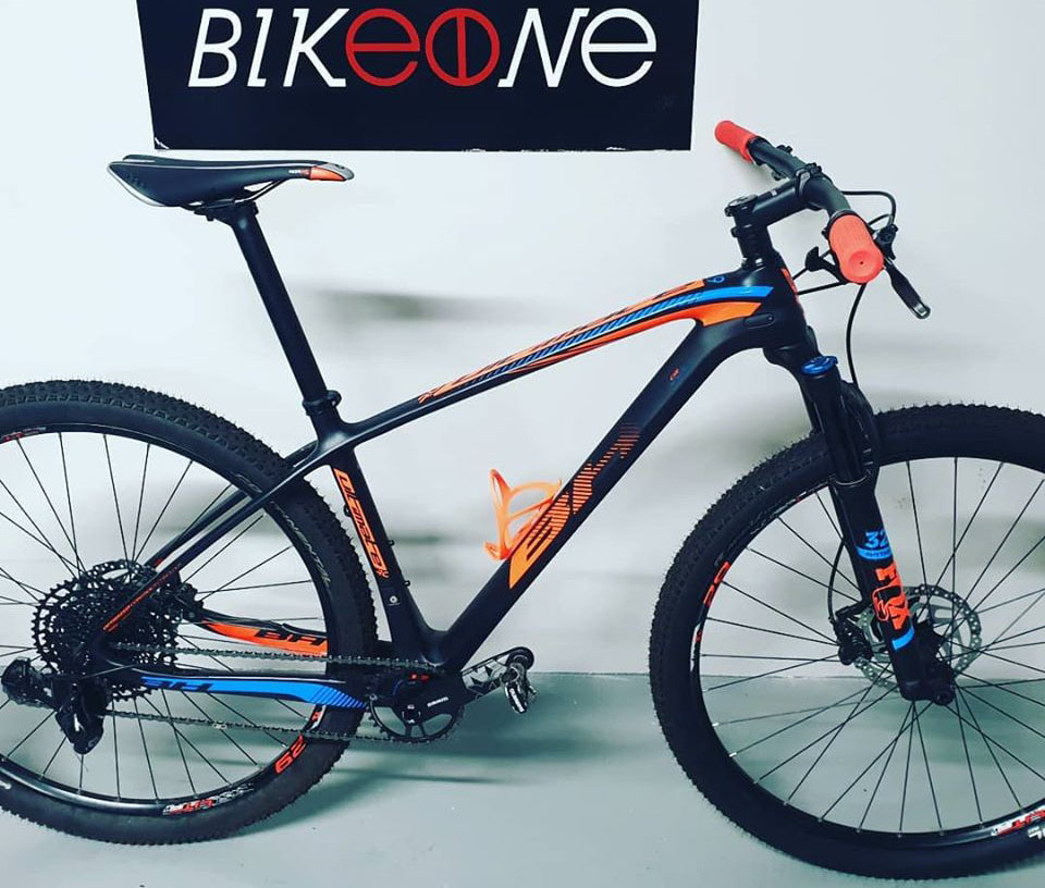 BH ULTIMATE 29 CARBON EAGLE